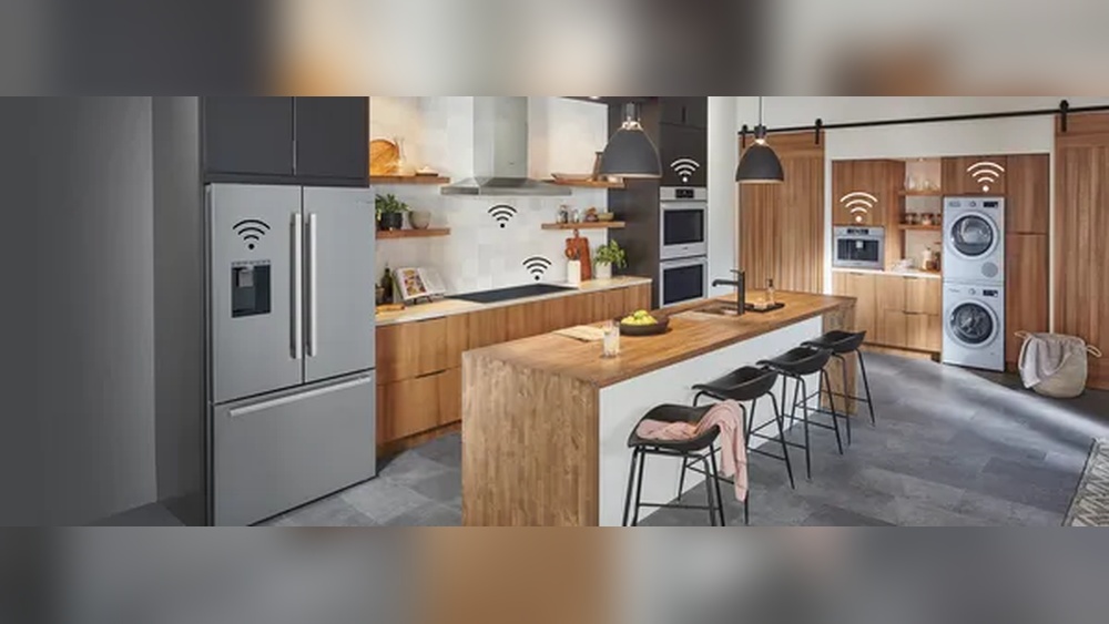 How Smart Kitchen Appliances Work in a Connected Home